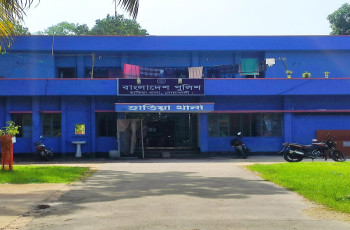 হাতিয়ায় শিশু ধর্ষণ চেষ্টার অভিযোগে তরুণ গ্রেপ্তার